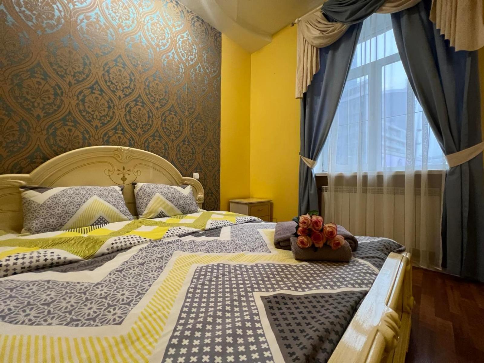 Apartment Near Gulliver Kyiv Exterior photo